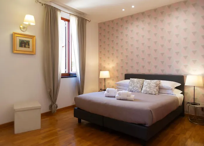 Via Delle Carrozze, Piazza Di Spagna Apartamento *